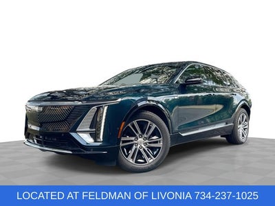 2024 Cadillac LYRIQ Luxury 2
