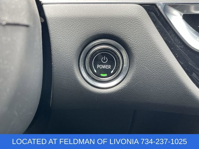 2024 Cadillac LYRIQ Sport 2