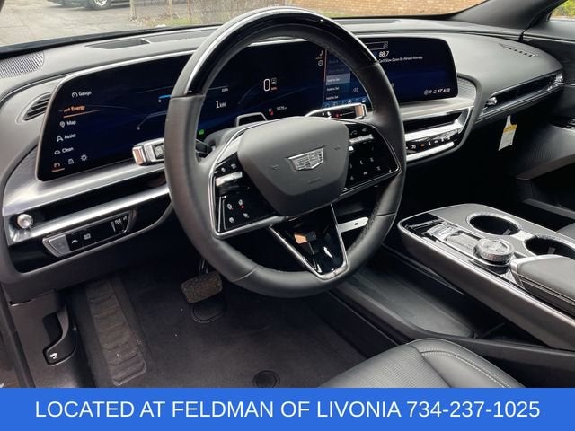 2024 Cadillac LYRIQ Sport 2