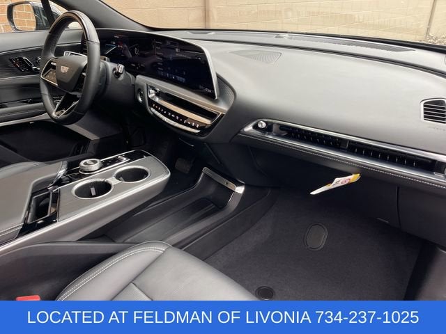 2024 Cadillac LYRIQ Sport 2