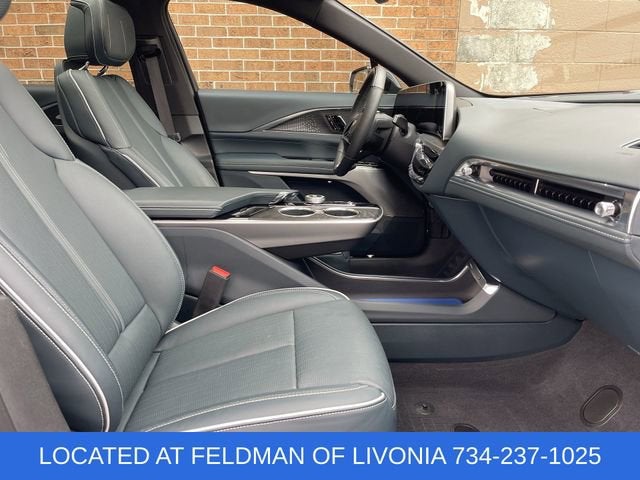 2024 Cadillac LYRIQ Sport 3