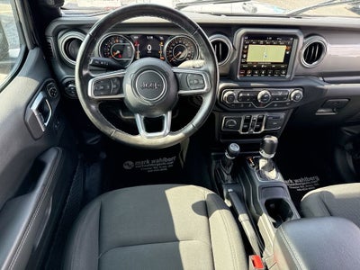 2022 Jeep Gladiator Overland