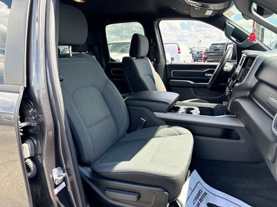 2022 RAM 1500 Big Horn Quad Cab 4x2 6'4" Box