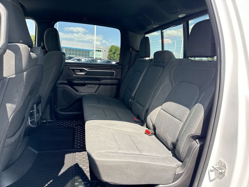 2023 RAM 1500 Big Horn Crew Cab 4x4 5'7" Box