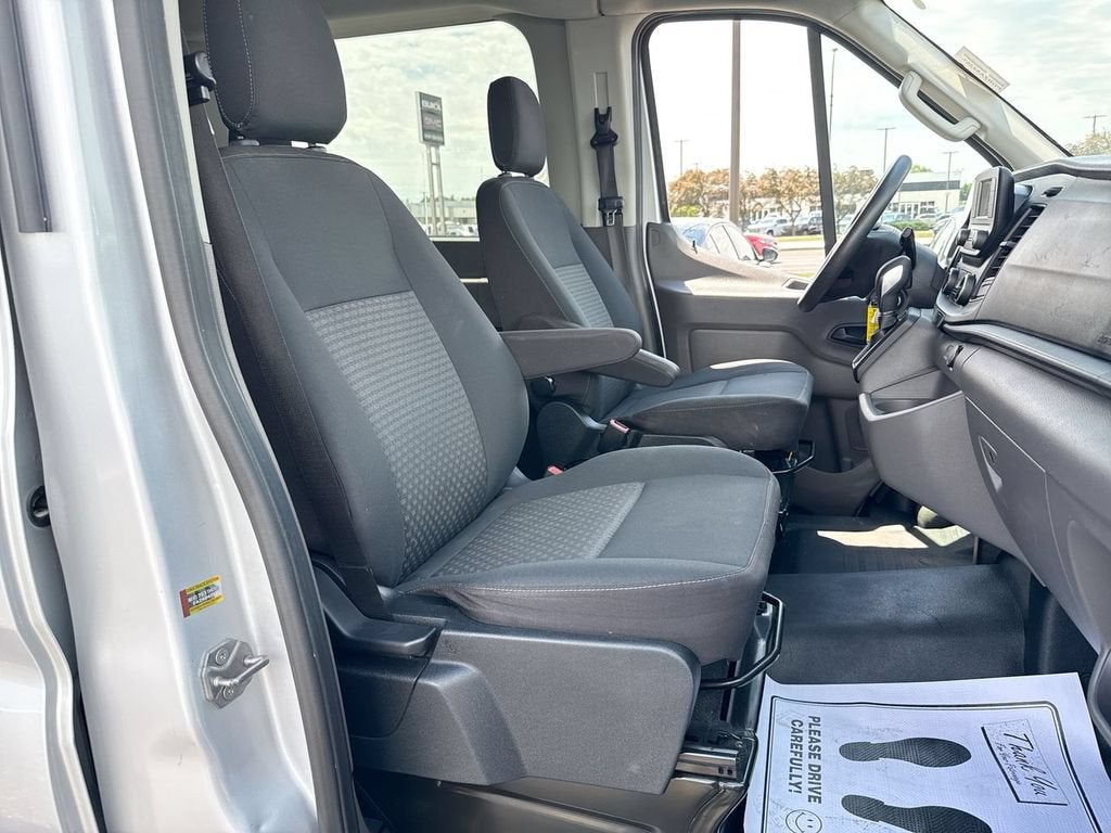 2020 Ford Transit Passenger Van XL - Photo 19