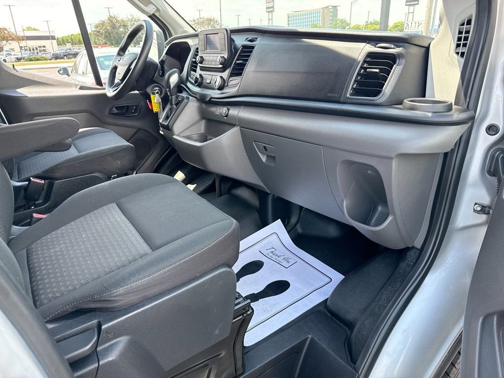 2020 Ford Transit Passenger Van XL - Photo 20