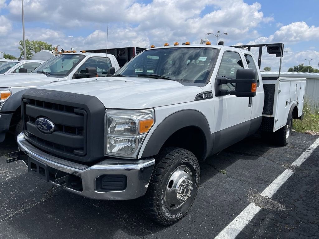2013 Ford Super Duty F-350 DRW XL