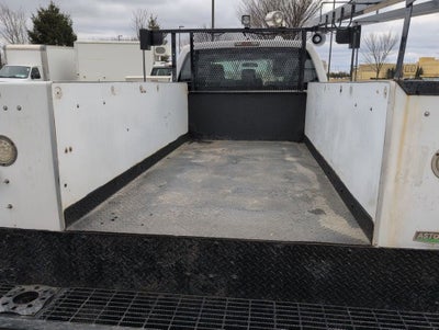 2013 Ford Super Duty F-350 DRW XL