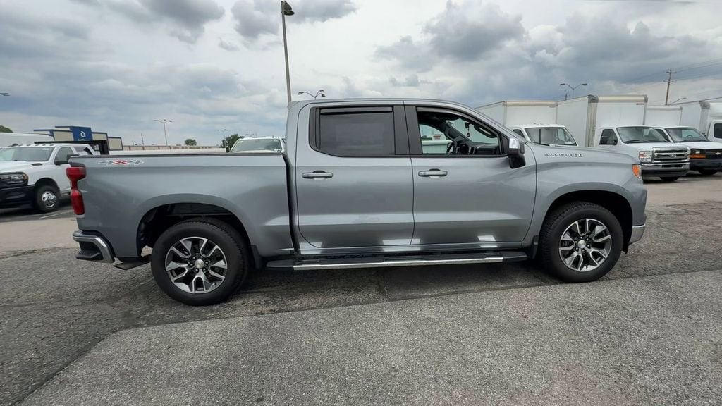 2025 Chevrolet Silverado 1500 LT (2FL)