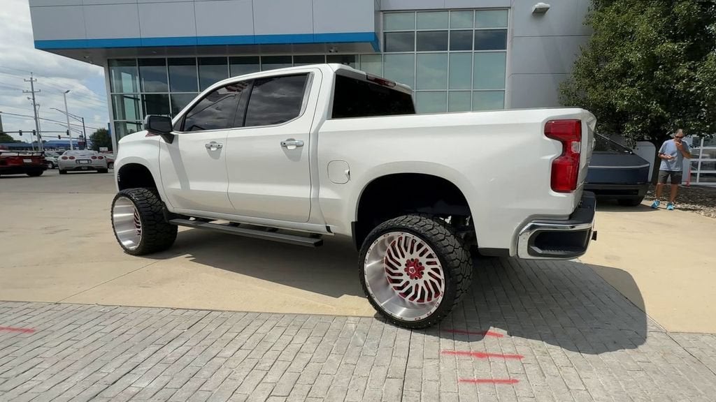2025 Chevrolet Silverado 1500 LTZ