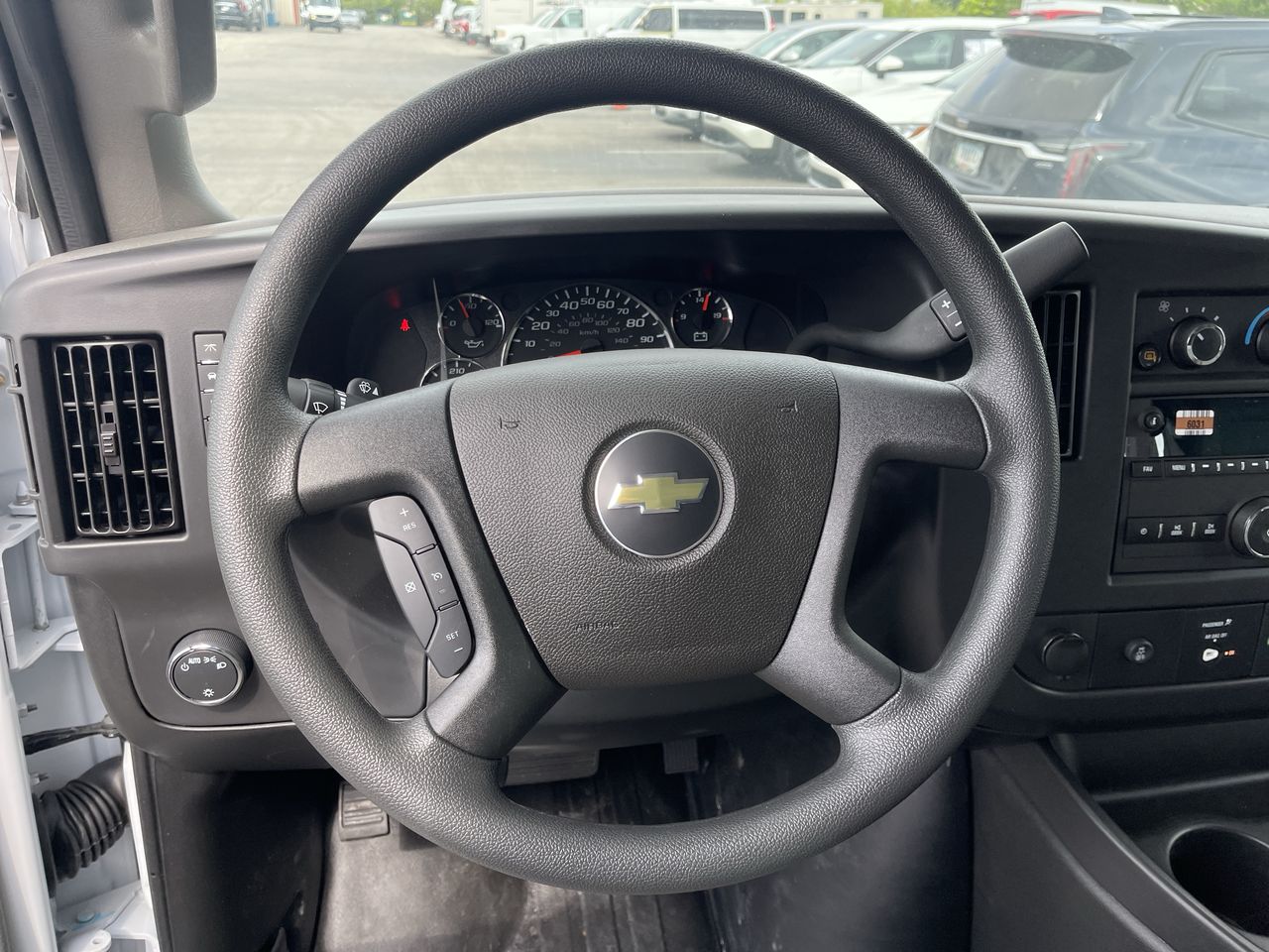 2025 Chevrolet Express Cargo 2500 WT