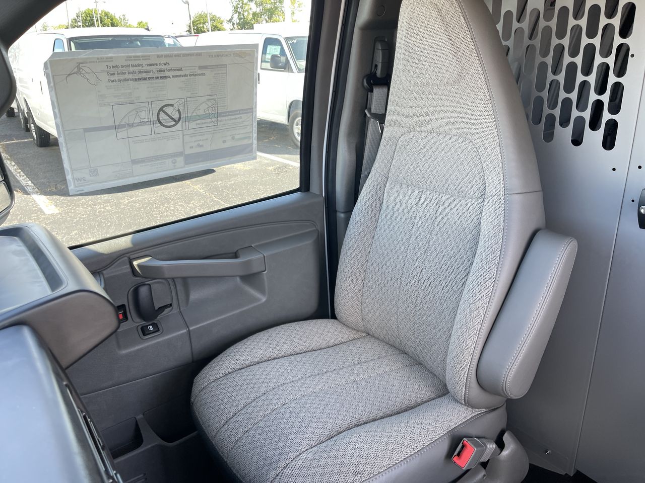 2025 Chevrolet Express Cargo WT