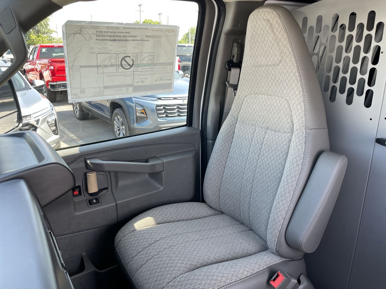 2025 Chevrolet Express Cargo WT