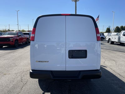 2025 Chevrolet Express Cargo WT