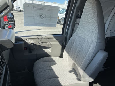 2025 Chevrolet Express Cargo WT