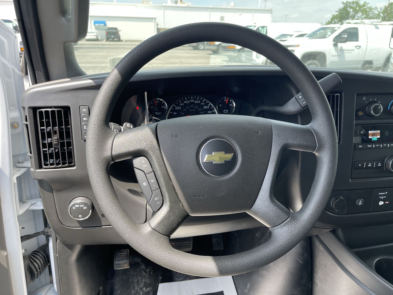 2025 Chevrolet Express Cargo 2500 WT