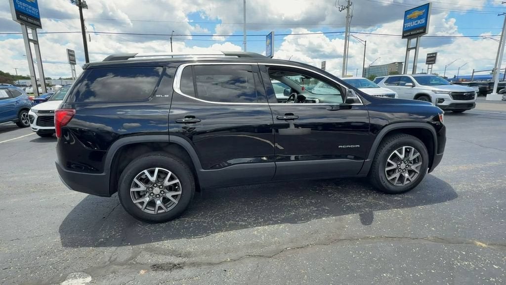 2020 GMC Acadia SLE