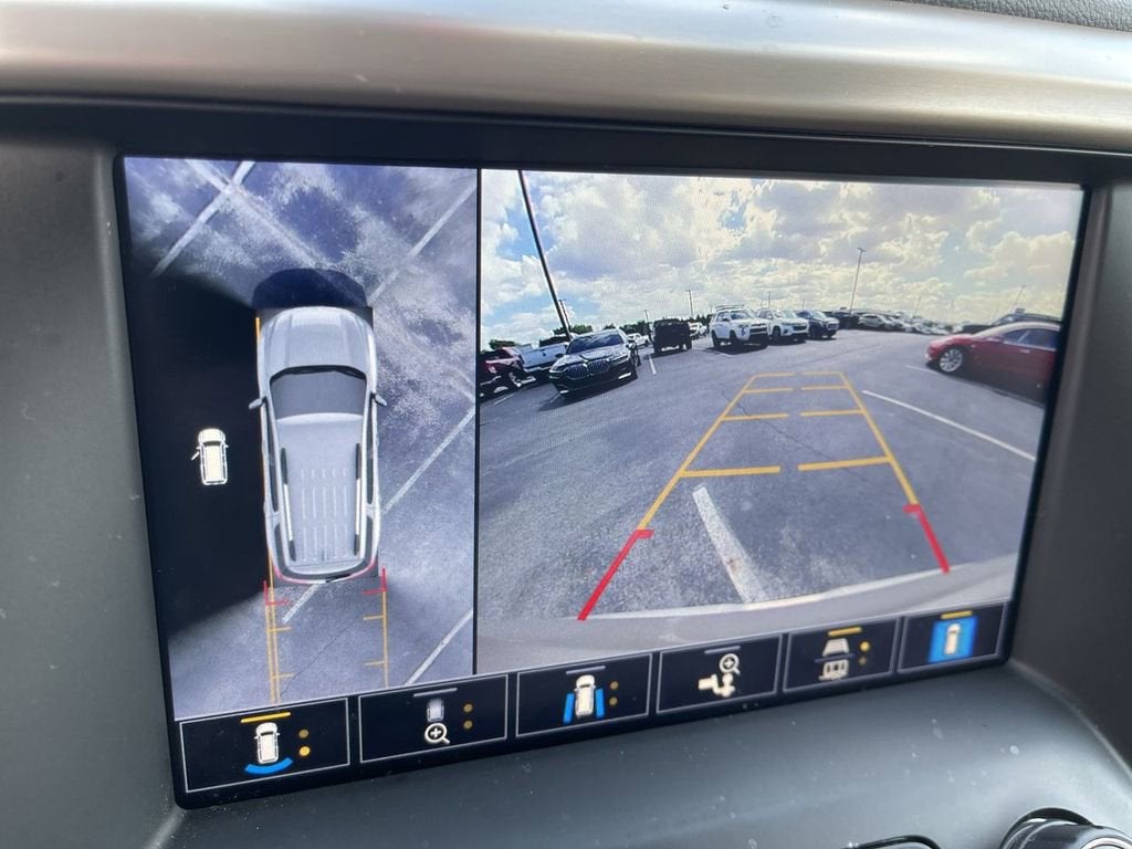 2022 GMC Acadia Denali