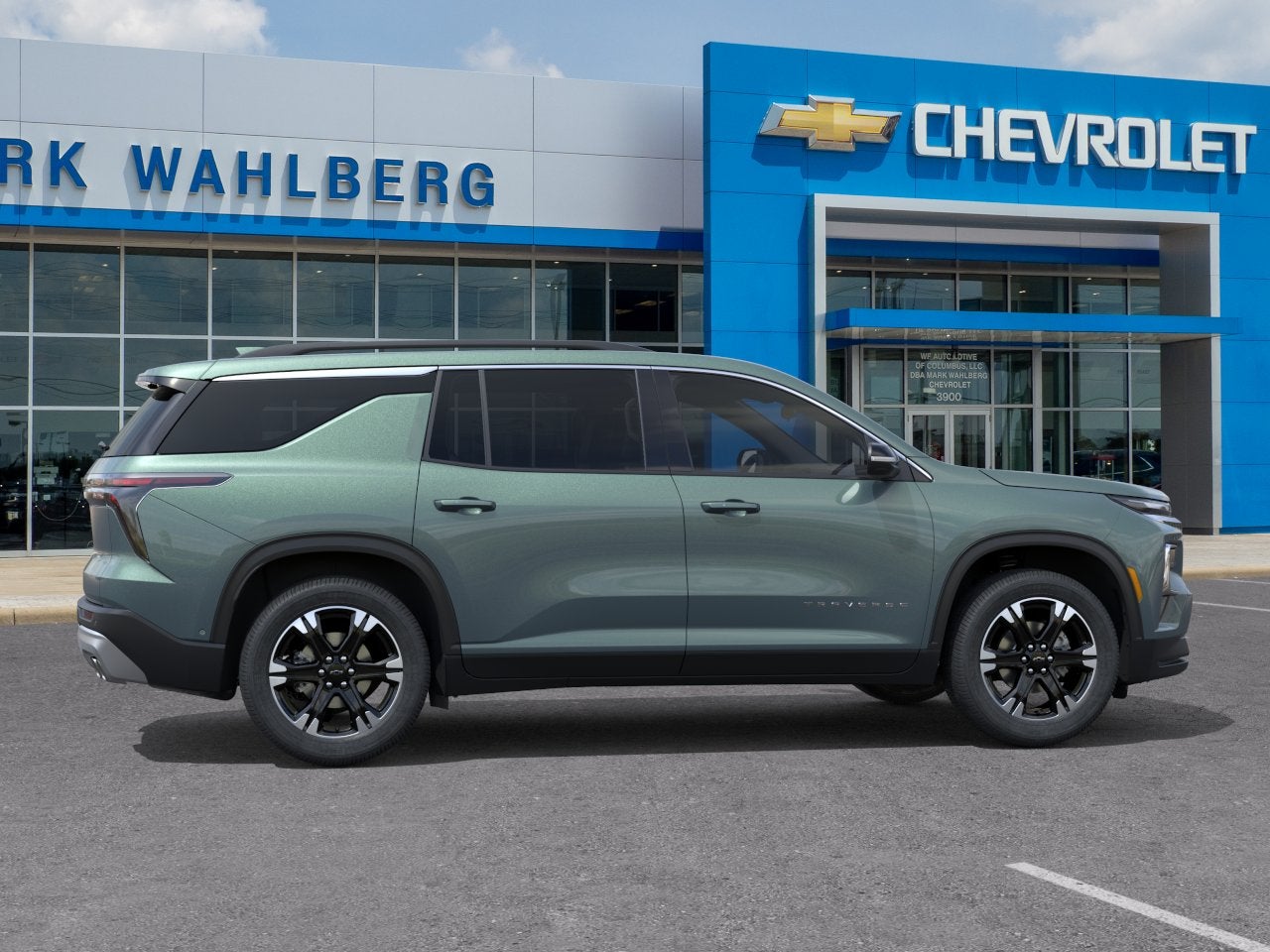 2027 Chevrolet Traverse LT - Photo 6