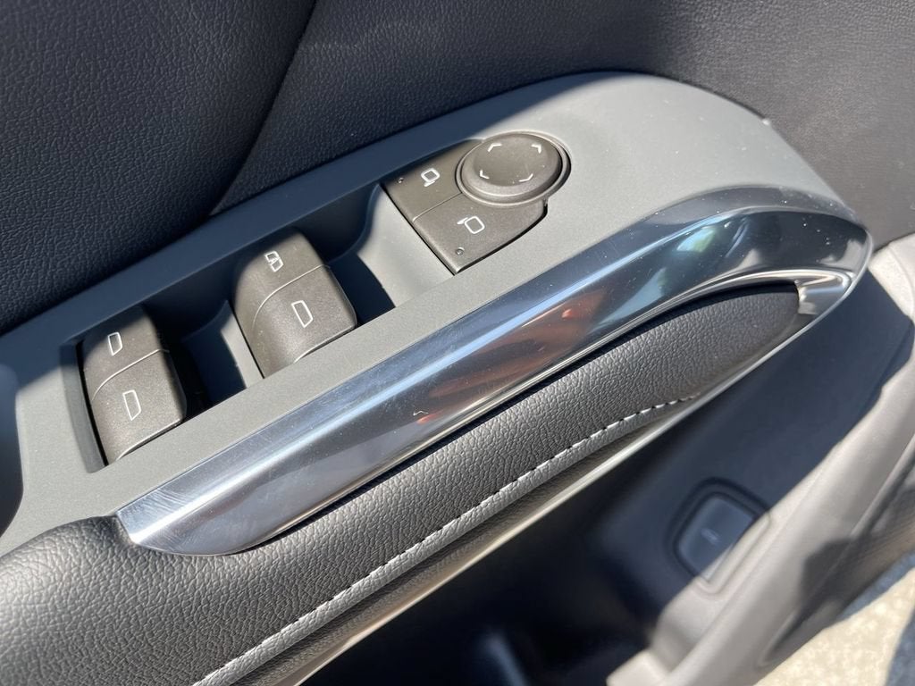 2026 Chevrolet Traverse LT - Photo 13