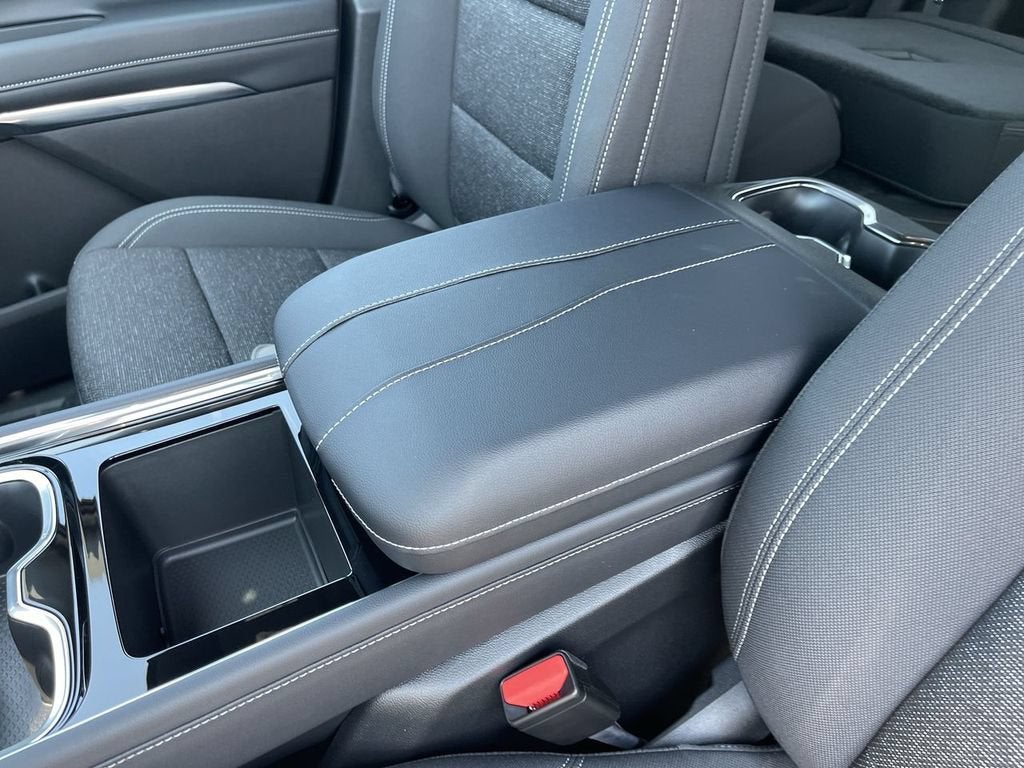 2026 Chevrolet Traverse LT - Photo 21