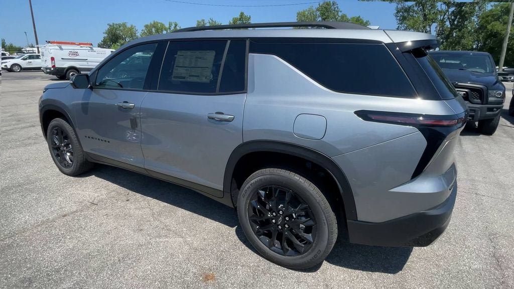 2026 Chevrolet Traverse LT - Photo 8
