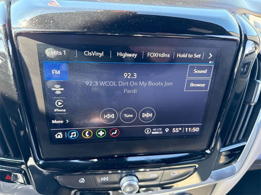 2022 Chevrolet Traverse LT Cloth