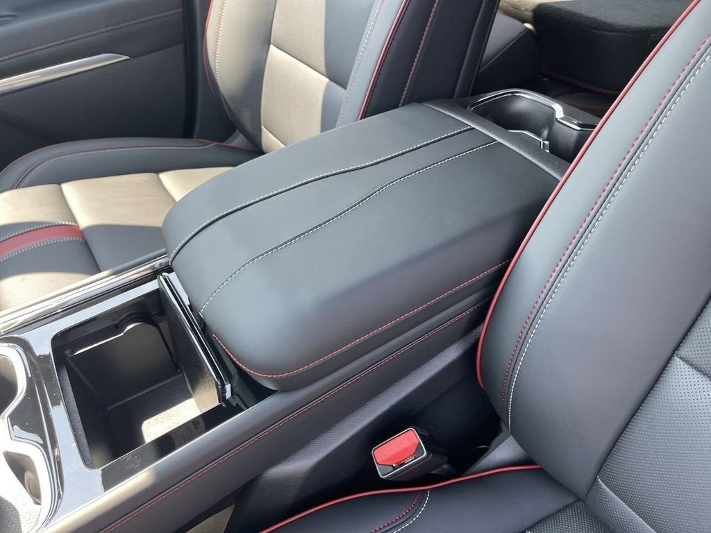 2027 Chevrolet Traverse RS - Photo 21