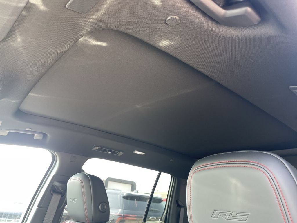 2027 Chevrolet Traverse RS - Photo 22