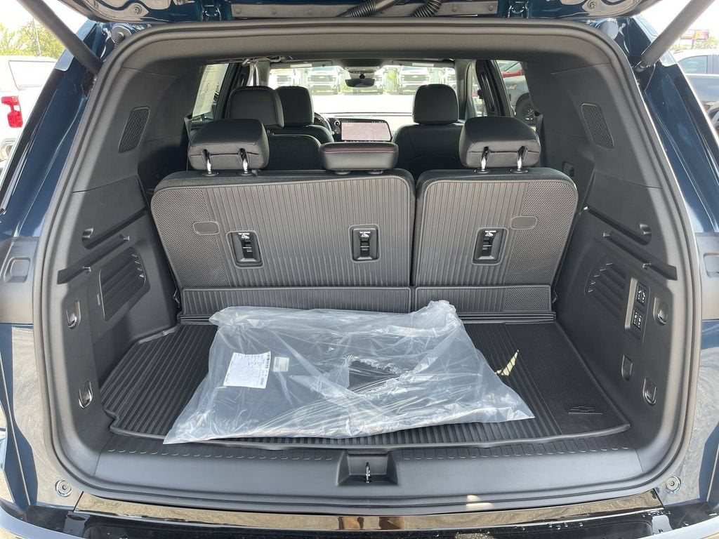 2027 Chevrolet Traverse RS - Photo 25