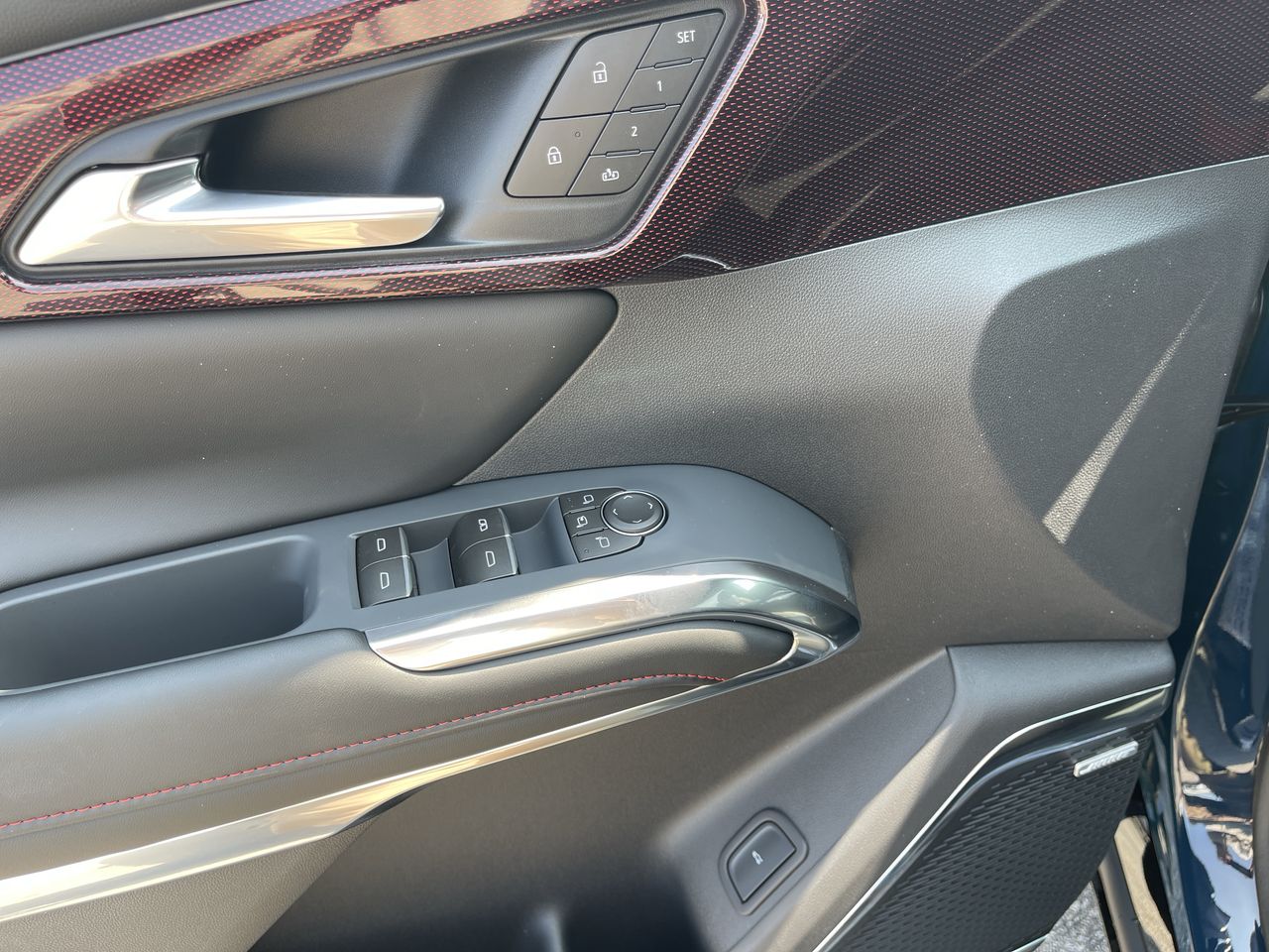 2027 Chevrolet Traverse RS - Photo 64