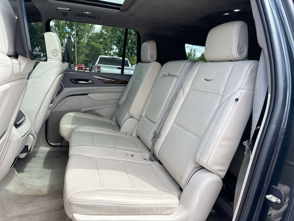 2022 Cadillac Escalade ESV Premium Luxury Platinum