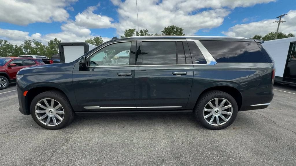 2022 Cadillac Escalade ESV Premium Luxury Platinum