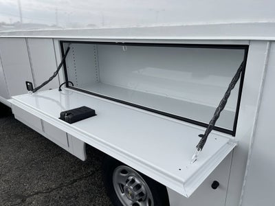 2026 Chevrolet Express Cutaway 3500 1WT