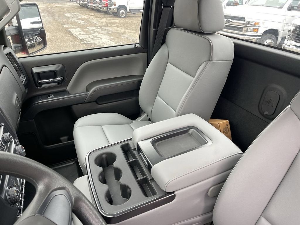 2024 Chevrolet Silverado 5500 HD Work Truck