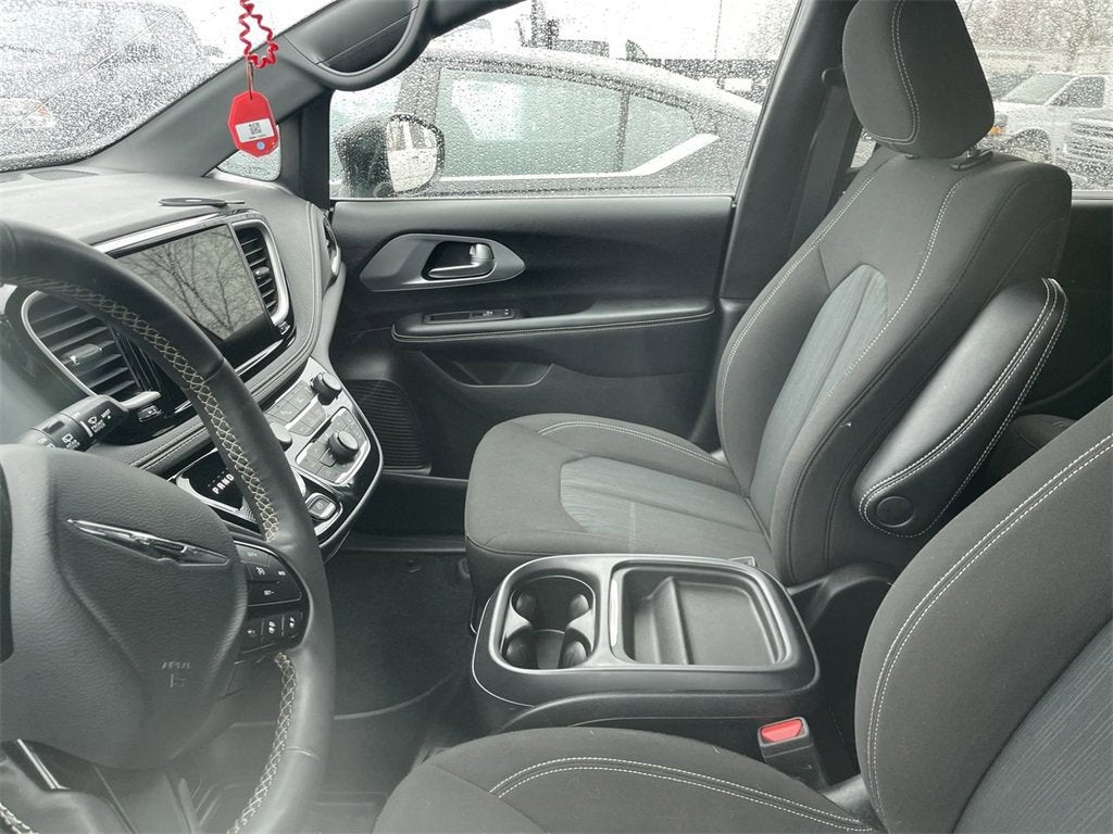 2022 Chrysler Pacifica Touring