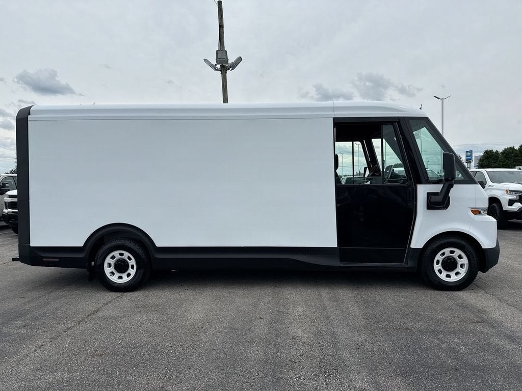 2024 BrightDrop Zevo 600 EJY