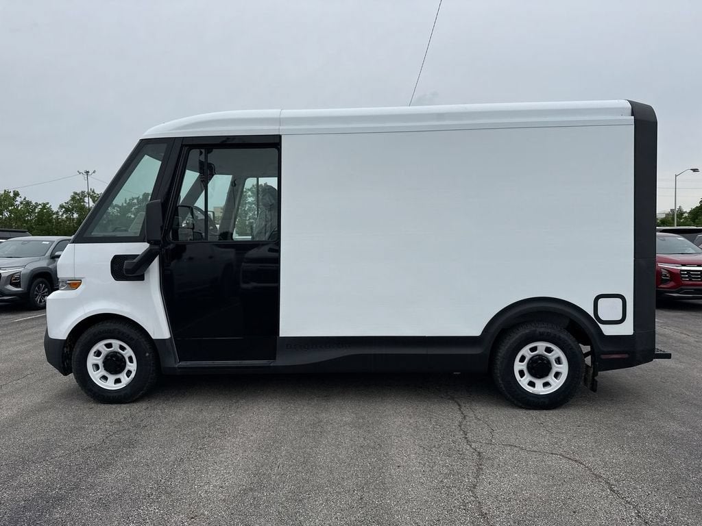 Used 2024 Chevrolet BrightDrop Zevo 400 with VIN 2G5ZJ2TY8R9103436 for sale in Columbus, OH