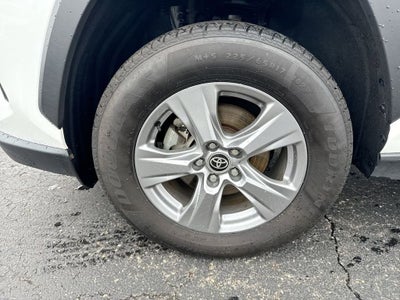 2022 Toyota RAV4 XLE