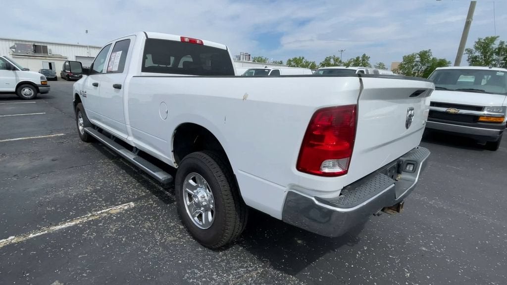 2018 RAM 3500 Tradesman Crew Cab 4x4 8' Box