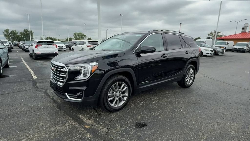 2024 GMC Terrain SLT