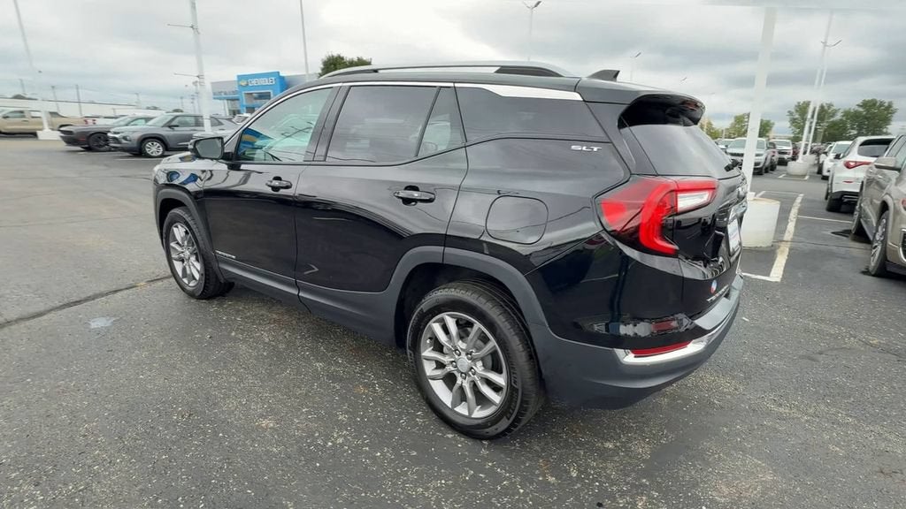 2024 GMC Terrain SLT