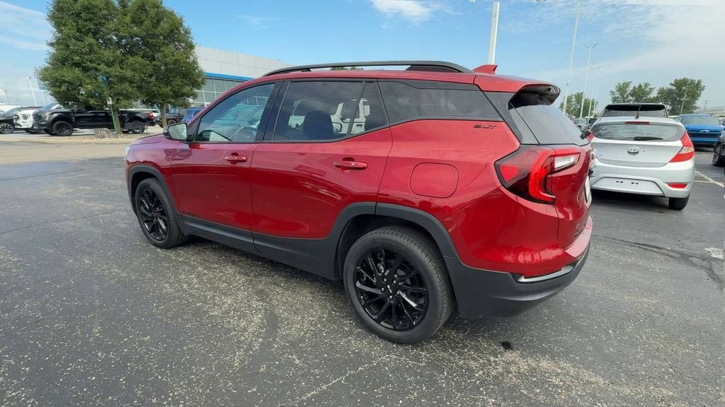2023 GMC Terrain SLT