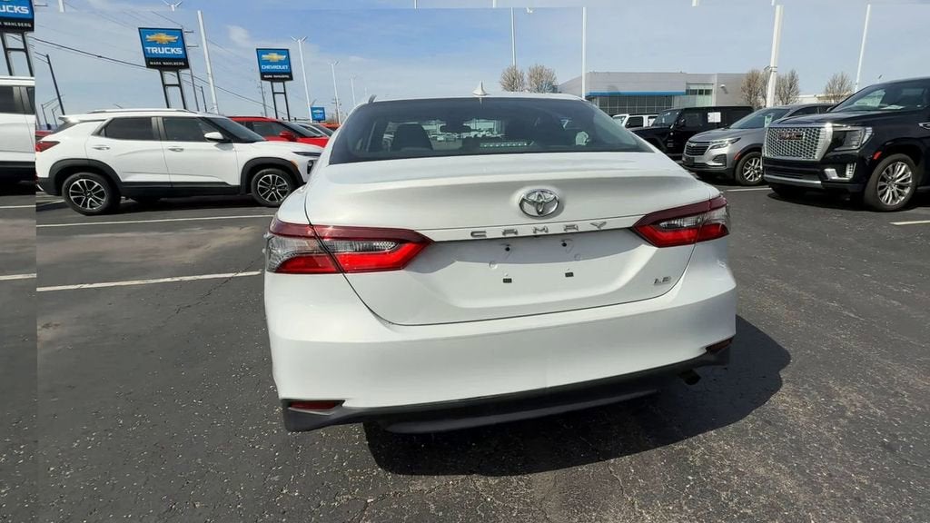 2022 Toyota Camry LE