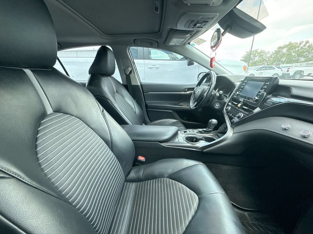 2021 Toyota Camry SE AWD