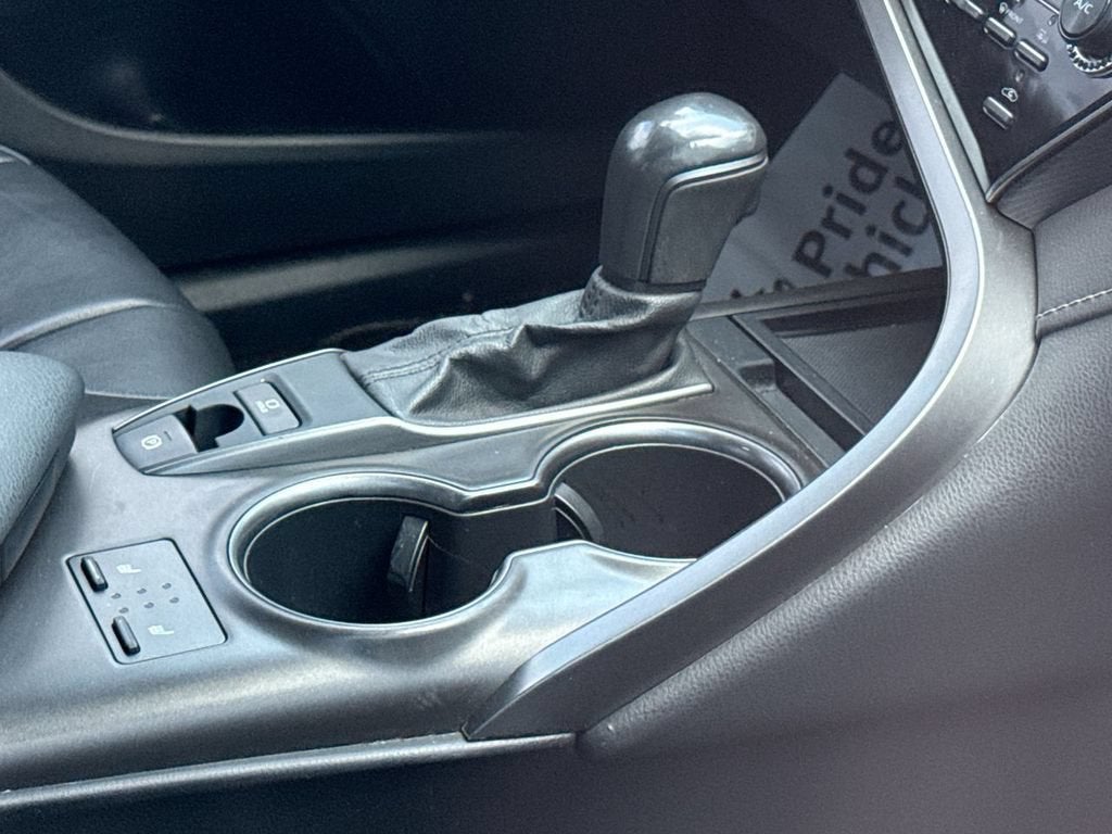 2021 Toyota Camry SE AWD