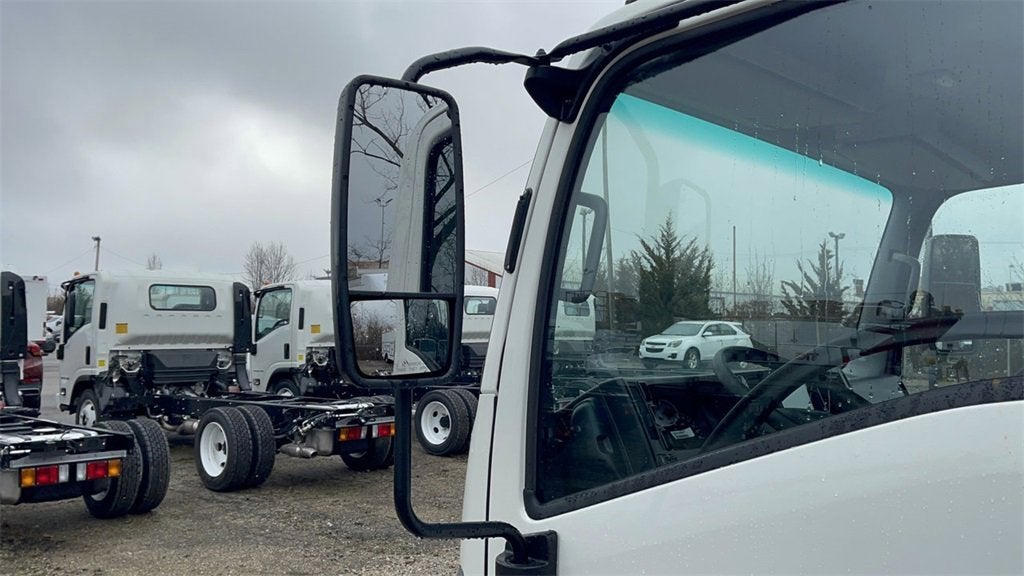 2024 Chevrolet Low Cab Forward 5500 XG 5500