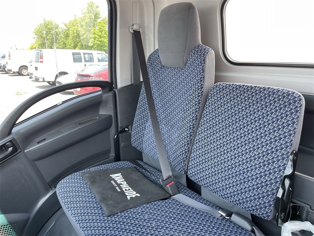 2024 Chevrolet Low Cab Forward 5500 XG 2WD Reg Cab 176