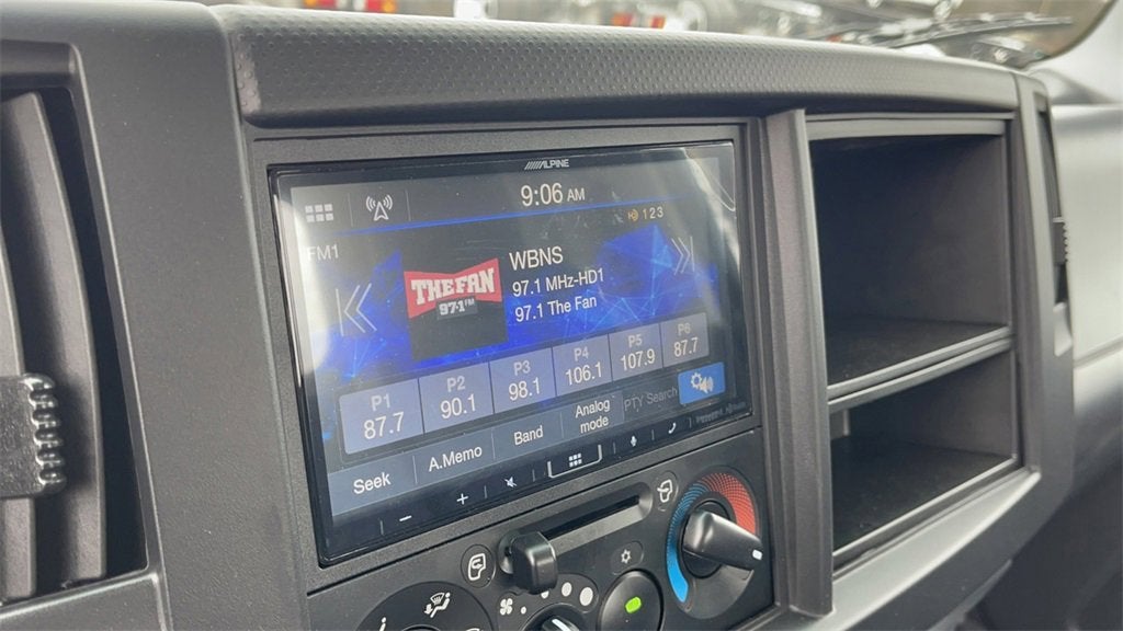 2024 Chevrolet Low Cab Forward 5500 XG 5500