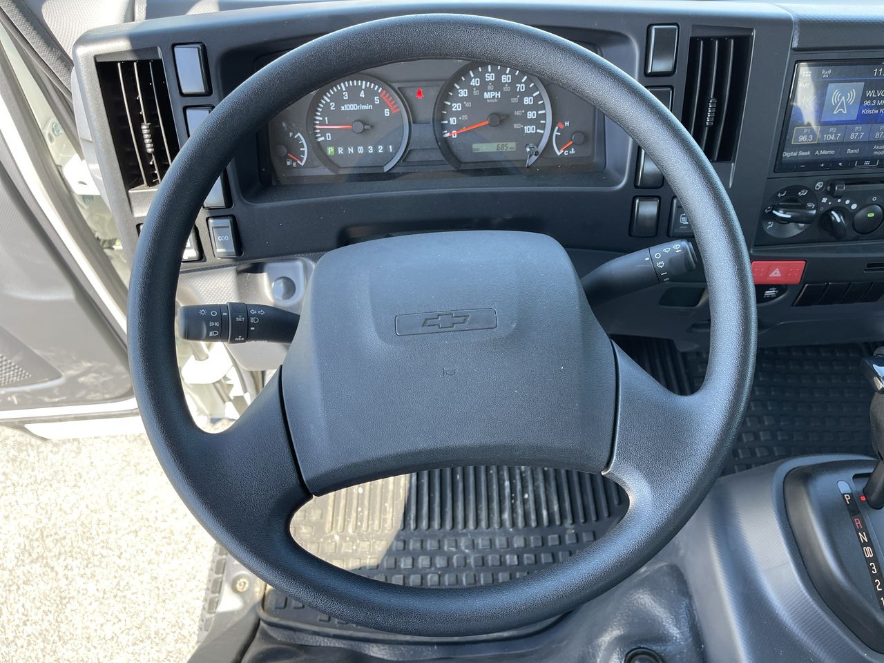 2024 Chevrolet Low Cab Forward 5500 XG 2WD Reg Cab 176